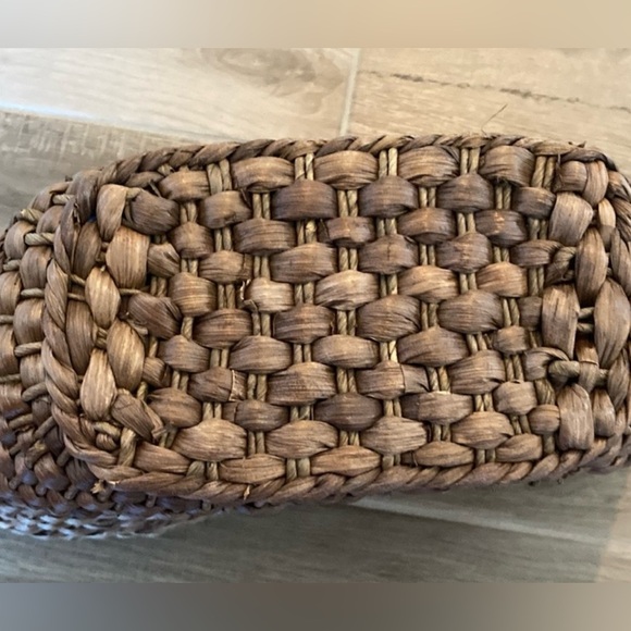 NWT Capelli Straworld Brown Cornhusk Dragonfly Embellished Handbag - Picture 6 of 9